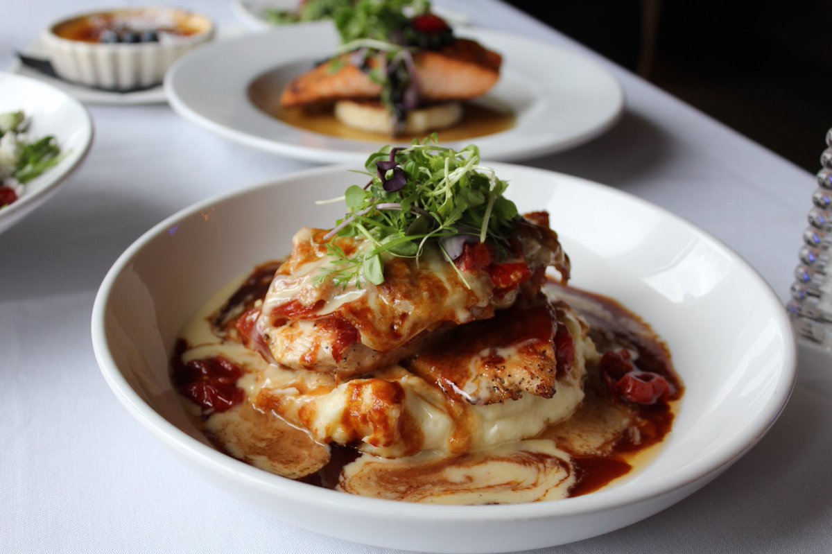 So creamy, so tasty, so perfect😋

Amish Chicken Brasserie- roasted garlic whipped Idaho potatoes, gruyere cheese, Serrano ham, blistered cherry tomatoes, roasted stock beurre blanc, micro cress.