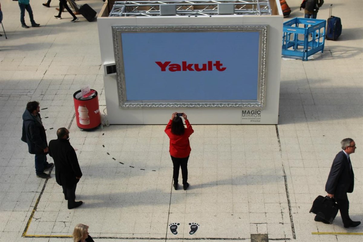 Campaignmag's tweet image. Yakult stages science-themed AR experience buff.ly/2USM9AY