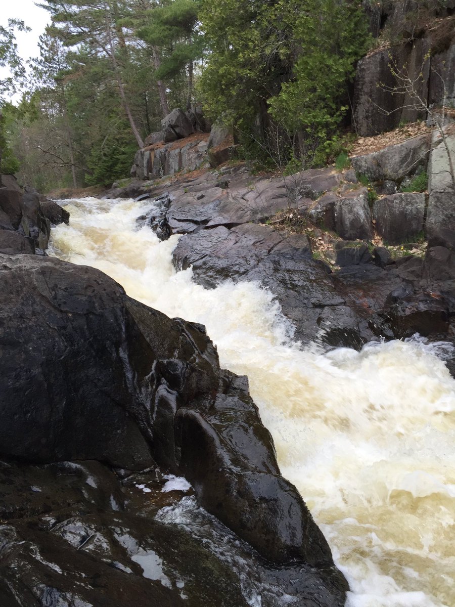 LakeMichigan13's tweet photo. Yup I have wild rivers & that water is coming to meet me! My wild rivers & fishing access have been protected because of #KnowlesNelsonStewardship @WDNR in Wisconsin. Shout out to #wisconsinsenate #wisconsinassembly @rep89 to renew this grant program for 10 years & fund it! https://t.co/rUoCBWA6yG