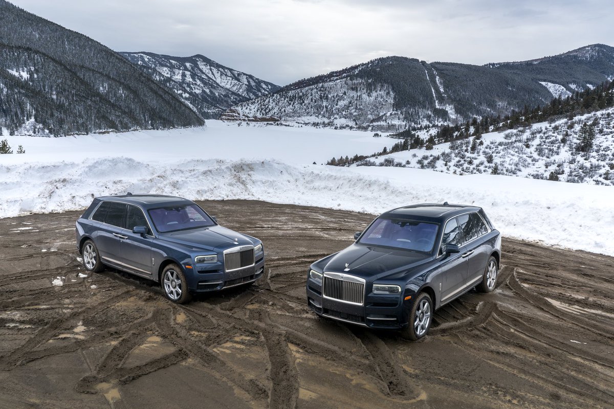 rollsroycemcna's tweet photo. Curiosity comes standard
#RollsRoyce #RollsRoyceCullinan #Cullinan #EffortlessEverywhere #FinalSnow #Luxury https://t.co/EQCCRMj08V