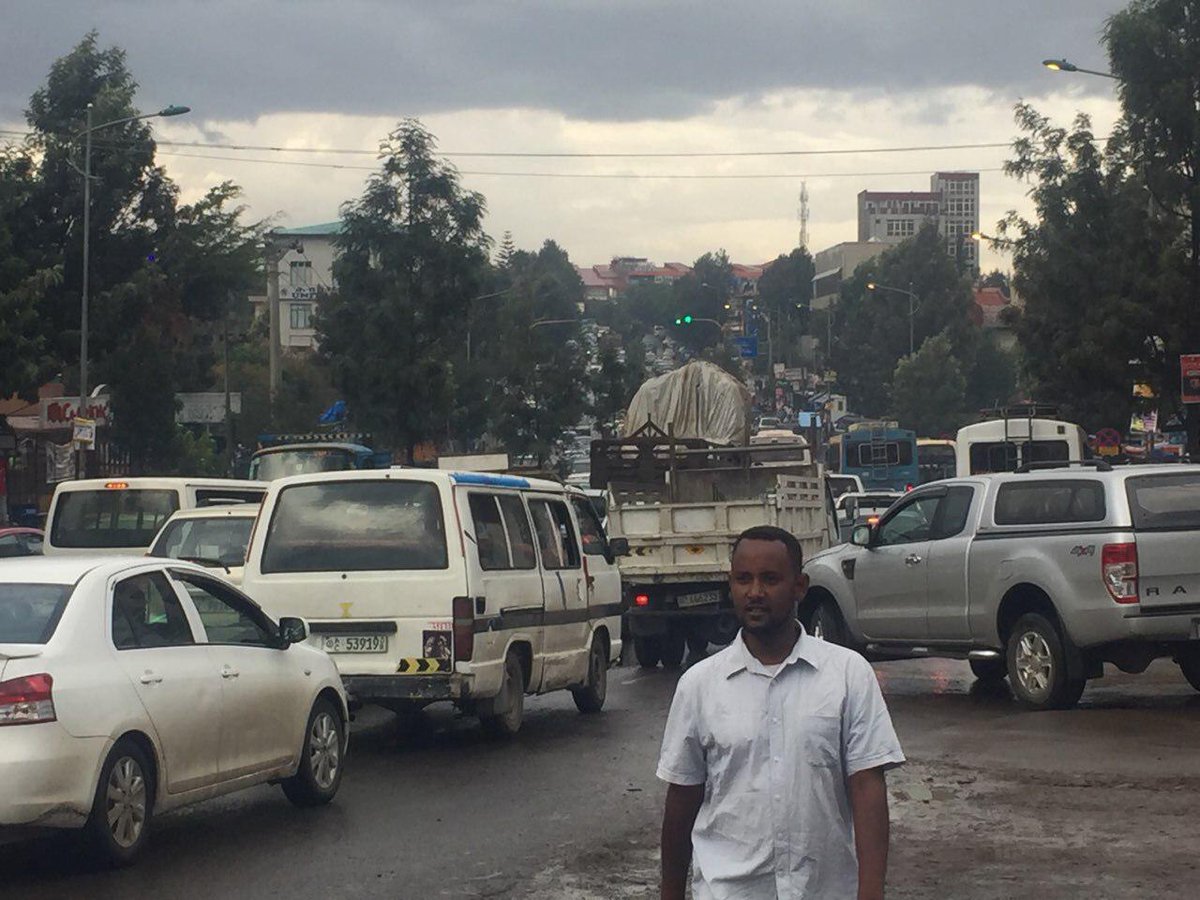 HuleTraffic's tweet image. Jackross area currently. The rain had something to contribute #HuleTraffic #huleinfo #AddisAbeba #AddisTraffic
