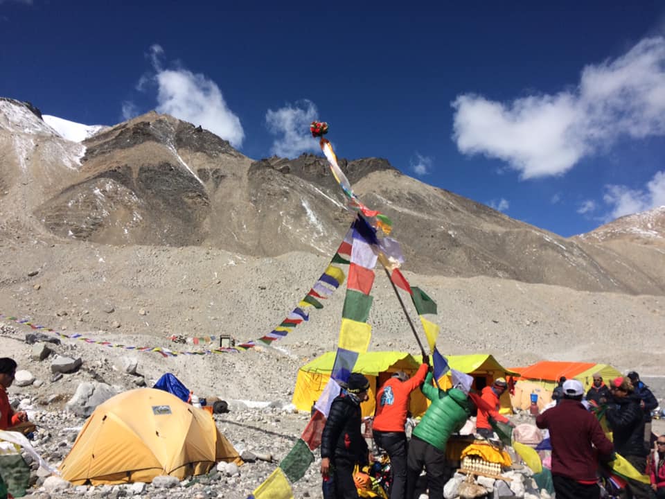 360Expeditions's tweet photo. Our #Everest2019 team will be making their way from Base Camp to ABC tomorrow. Here's a snapshot of their recent days https://t.co/irQQIHz0wL https://t.co/w3c5QUWQ6g
