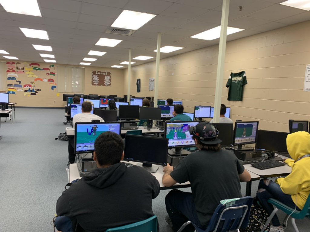 WestPortHigh's tweet image. Mrs VanVleet’s students develop animated games utilizing deep concentration and camera angles. #gotthecode #futurelooksbright