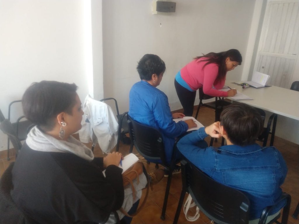 AsociativismoCh's tweet photo. La #Subsecretaria de @AsociativismoCh brindo una Charla a cargo de #ValeriaLopez En la #Delegacion de #Trelew a grupo #Precooperativo de cuidadores domiciliarios #Chubut @gobiernochubut https://t.co/sUIojZURSL