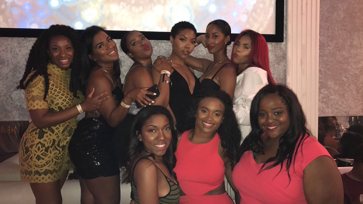 _wildwildWEST's tweet image. 7 Years in this thannnngggg. Wannnnn. Happy Birthday Spring 12 ❤️🐘🔺🌶 #IotaThetaBaby #OldHeadLoading #Spring12 #AOML