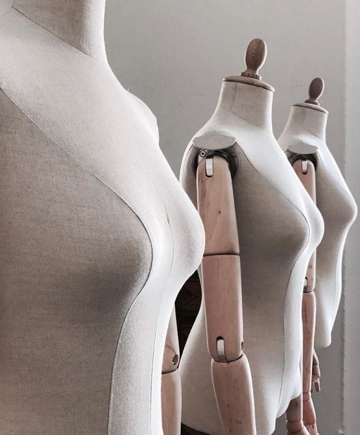 ABCMANICHINI's tweet photo. Discover our Bust Collection 
#abcmannequins #mannequin #bust #madeinItaly #tendence #elegance #fashion https://t.co/5OtLI99HWv