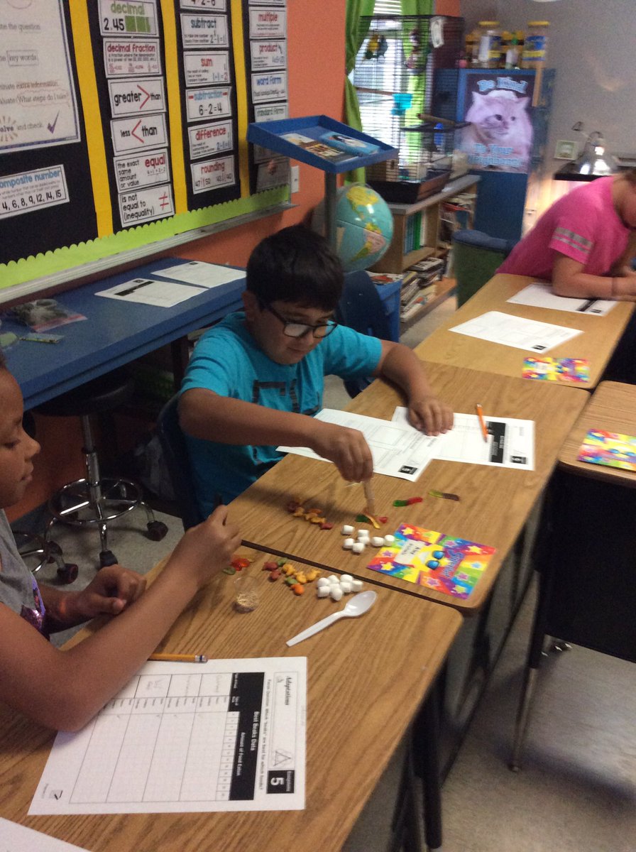 missydunning's tweet photo. Determining what type of Bird Beak adaptation works best. @LampasasHSE https://t.co/HOw50ORYKU