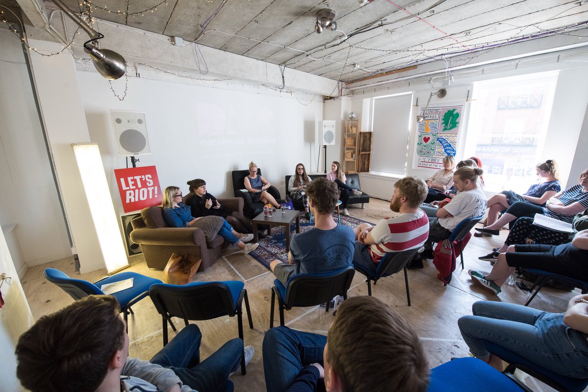weare_dmc's tweet image. Brilliant afternoon on Saturday with these amazing people ⬇️⬇️⬇️ @23rdpublishing, @lost_art_agency, @ScotWim ✨ Amazing photos by Ross Elder too! #TheFemaleTakeover #CreativeDumfries #DMCyeah
