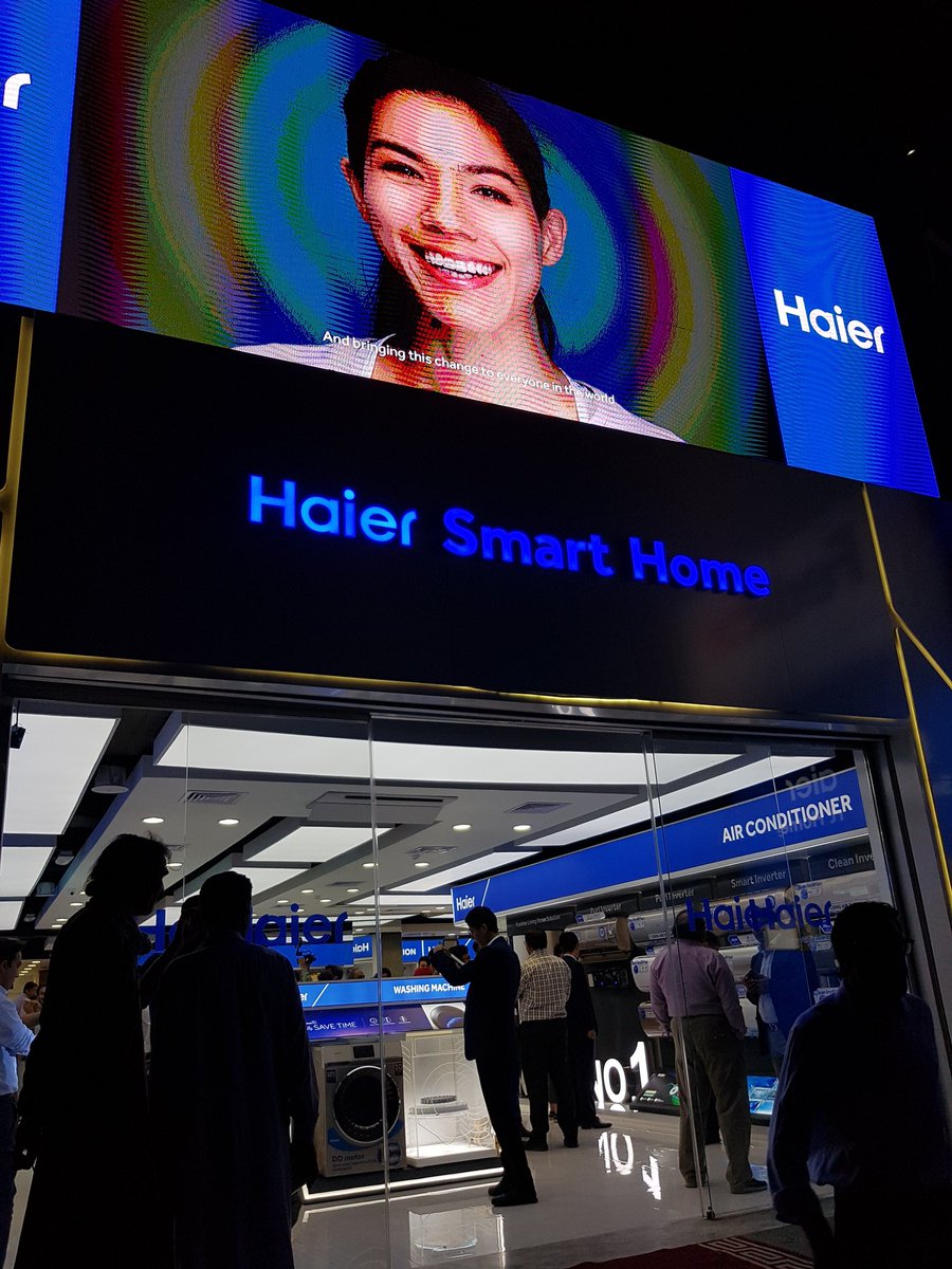ItsSalahMate's tweet photo. Haier Smart Home has kicked off it's journey in the heart of Gulberg providing almost every latest and Iot enabled home appliances
#iSmartHome
#iSmartLiving
#HaierPakistan https://t.co/6gwLejKBLs