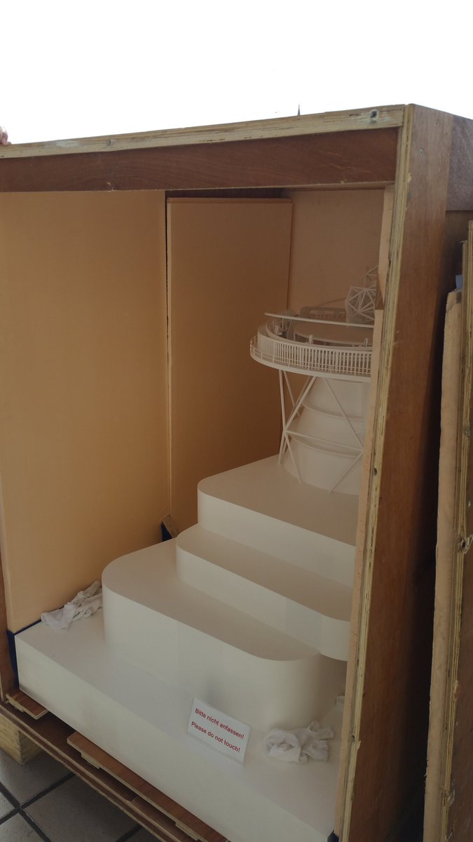 markus_mroth's tweet image. Arrival of the EST model at KIS. #EST #SOLARNET #ESFRI @estsolarnet