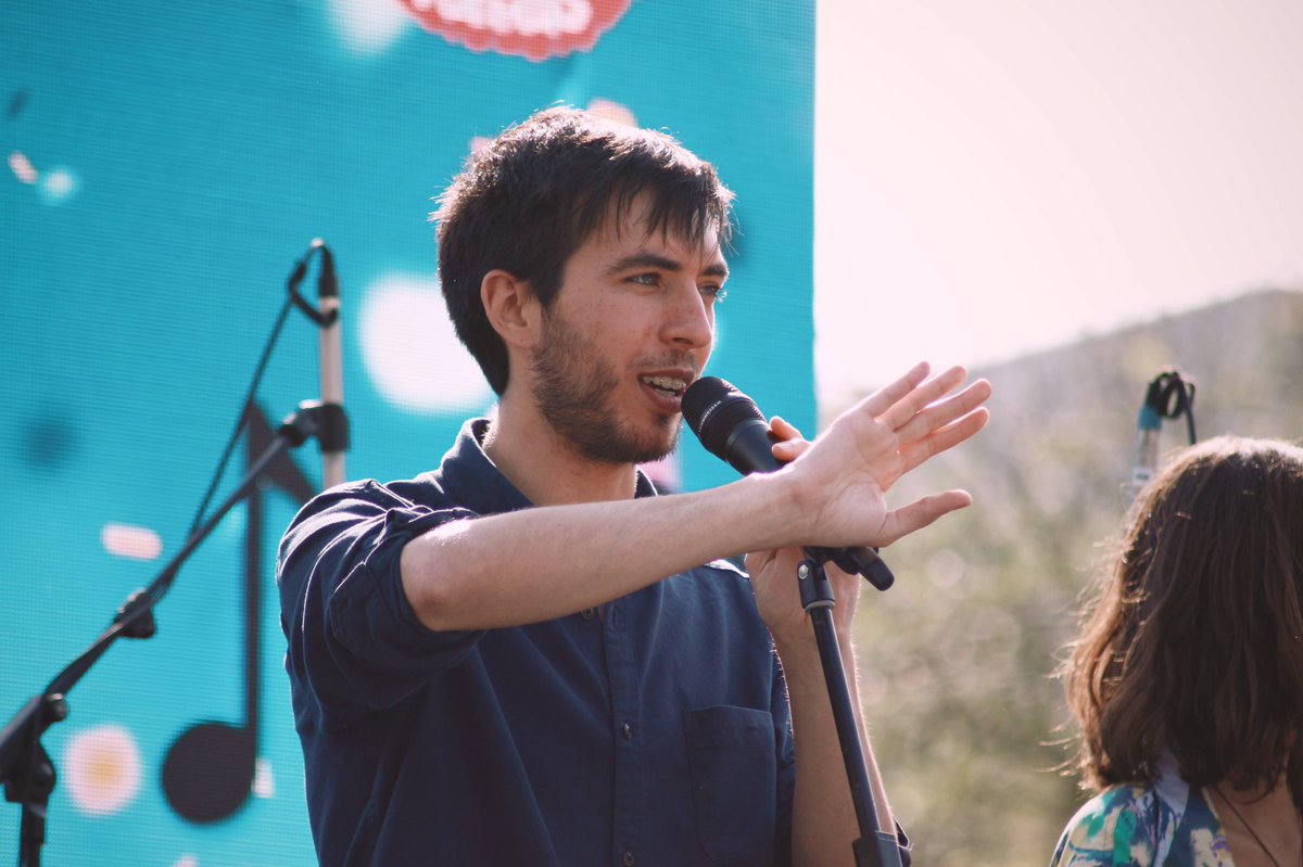 petonada's tweet photo. I continuem amb Mostra de Glosa i la seva magnífica forma d’improvitzar! 🎵 https://t.co/RuGrb7XzZe