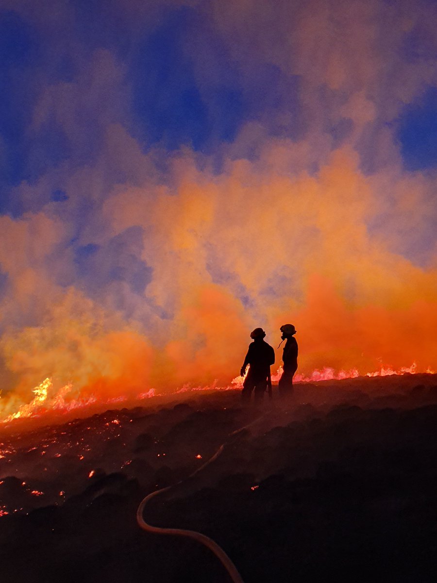 These pics were taken by #Huddersfield White Watch showing firefighting on #MarsdenMoor on Sunday evening. <a href="/nationaltrust/">National Trust</a> <a href="/manchesterfire/">Greater Manchester Fire and Rescue Service</a> <a href="/unitedutilities/">United Utilities</a> <a href="/NFCC_FireChiefs/">National Fire Chiefs Council</a> <a href="/Examiner/">ExaminerLive</a> <a href="/yorkshirepost/">The Yorkshire Post</a>