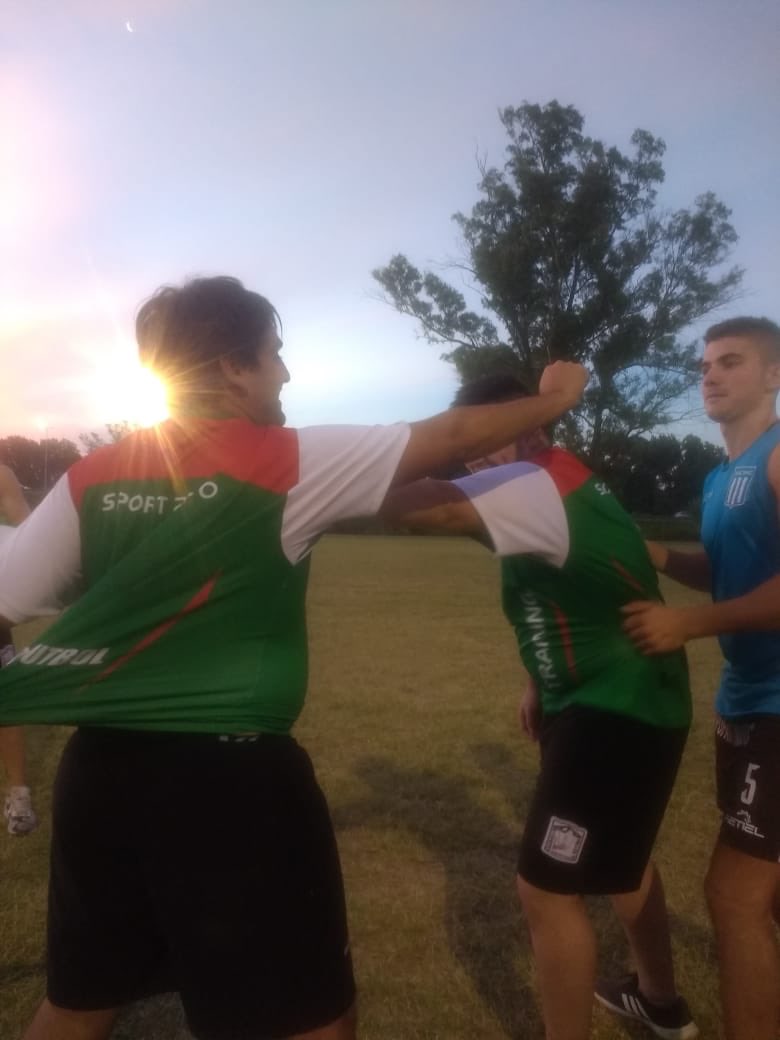 RetiroFutbol's tweet photo. En instagram / en la vida real https://t.co/0EVdlXlt7a