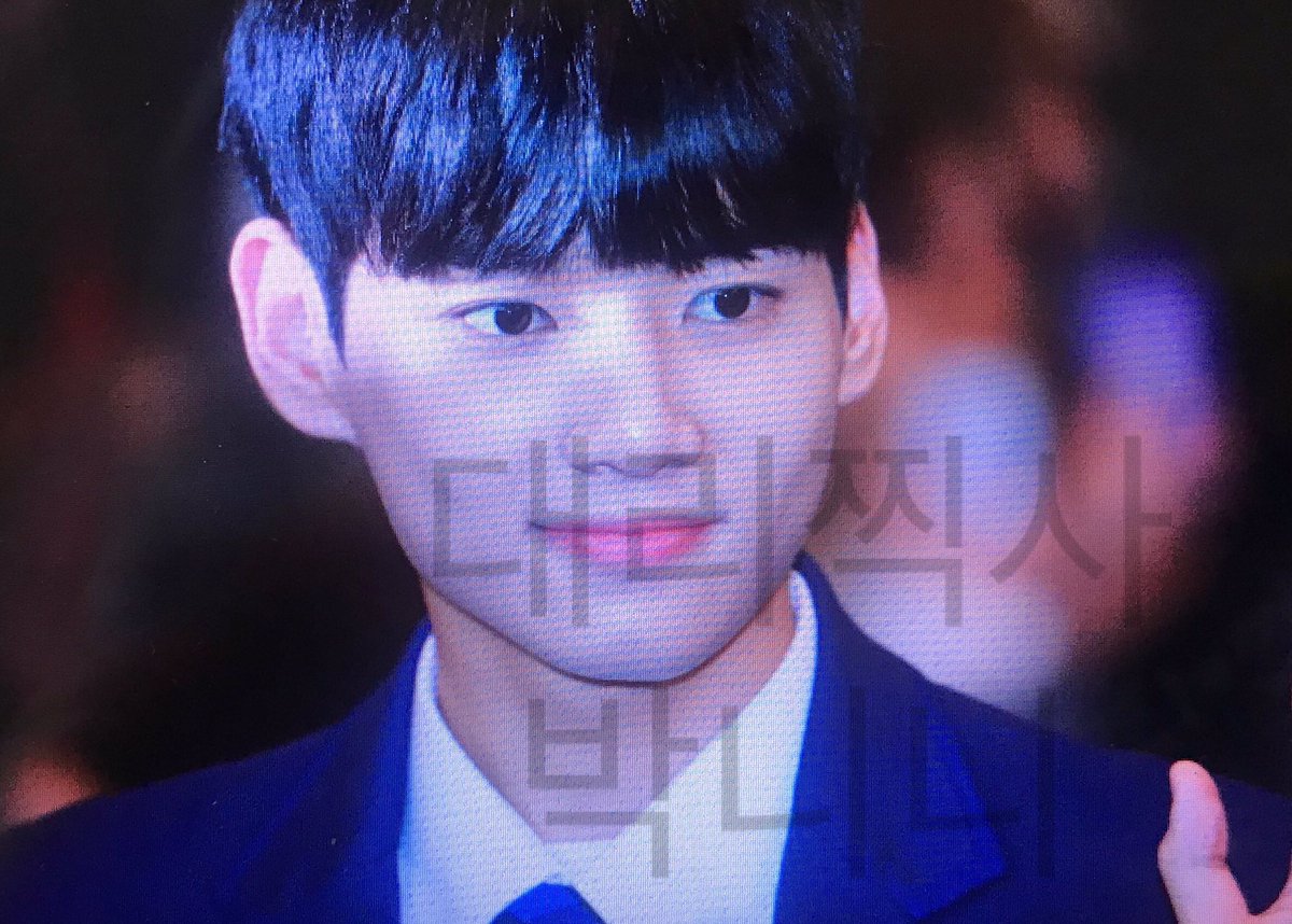 RLXY0QReYU3IM8c's tweet photo. 190423 용산 프듀X 데이터 팔아요
런웨이 끝 정면
진짜 몇명빼고 왠만하면 다 찍었어서 모든 연생 문의받아요 
사진이나 연생 설명해주시면서 문의해주세요 잘 모릅니다ㅠ
#프로듀스X101 #프듀X #용산 #김우석 #차준호 #김민규 #손동표 #최병찬 #구정모 https://t.co/d4unxDbDd4