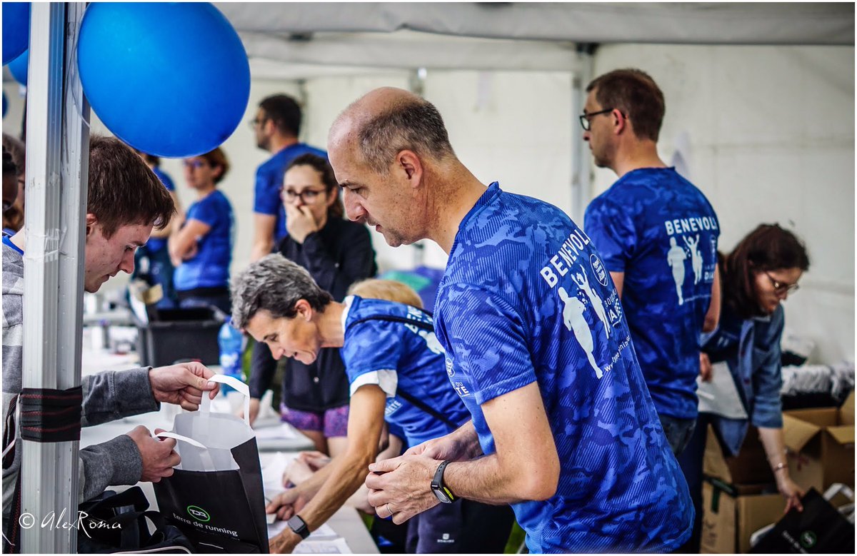 T1_RunningTeam's tweet photo. « Parce que sans bénévoles, la Boucle du diabète n’aurait pas lieu. 
Parce que sans vous, la recherche n’avancerait pas ! »
Rendez vous le 8 juin 2019 et inscrivez vous dès maintenant sur https://t.co/XsjmAIbeKC  
#benevoledunjour #boucledudiabete #runfordiabetes https://t.co/x1yDjQVi0X