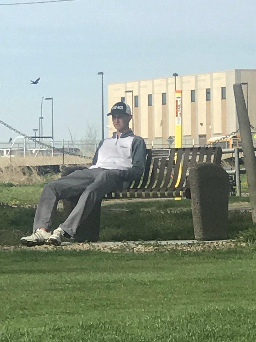 Chilling at the Holdredge Invitational! <a href="/jaydenpalik/">Jayden Palik</a> <a href="/GoeringJack/">jack goering jr.</a> <a href="/pkort73/">Peyton Kort</a> @Efox391 #notstoppingus