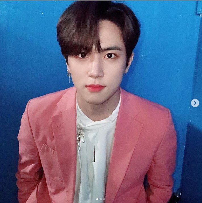 キムドンハン応援アカウント على تويتر Inssahotdealインスタグラム T Co Xsejlkftsi キムドンハンに会いにインサショッピングに来よう キムドンハン3集アルバム事前購入者10名抽選 5月2日キムドンハン特集放送傍聴機会を得よう どうやるのか気になる