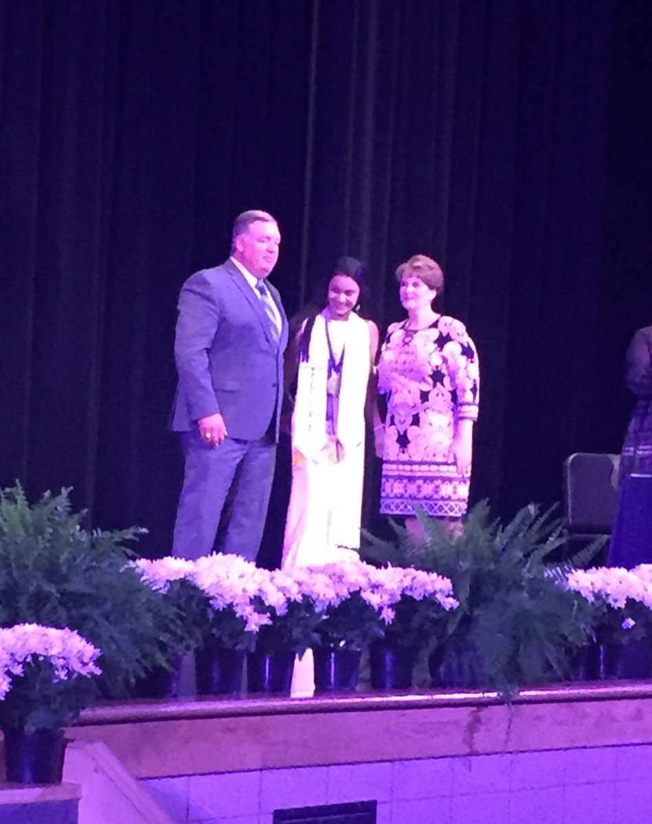 RandySchackmann's tweet photo. Starting year-end events at Ranchview Senior Honors breakfast. Introduced IB World school diploma candidates and top gpa honor students. Congratulations  student and families. #cfbisd #cfbmatterstome https://t.co/gnzXo7S2Xj