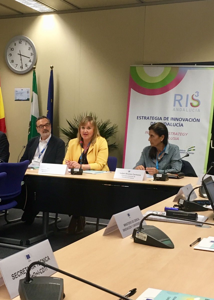 Eurada_RDAs's tweet photo. Icíar Amorrortu, director of @DirComSodercan and president of @FOROADR: "This meeting is the result of the working group of smart specialisation of Foro ADR, the Spanish Association of RDAs. It's a complete success, as today we are in a meeting with over 70 participants”. https://t.co/bszBgWb5bo