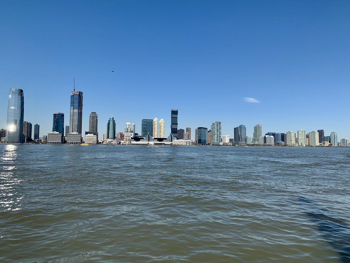 Lucky today to be hot-desking from the welcoming location of <a href="/poetshouse/">Poets House</a> in sunny New York. View from the office ain’t so bad 🙂