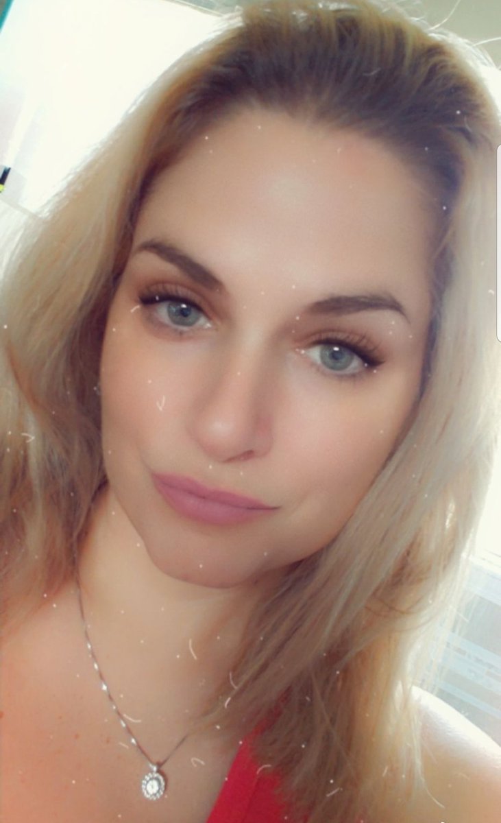 Jessicasquared9's tweet photo. Happy Tuesday my loves!!💕 Wishing u all a fabulous day! Live it to the fullest!🌟👍☀️✨ Much love!!💋 #TuesdayThoughts #TuesdayMotivation #love https://t.co/OCURS7qsAP