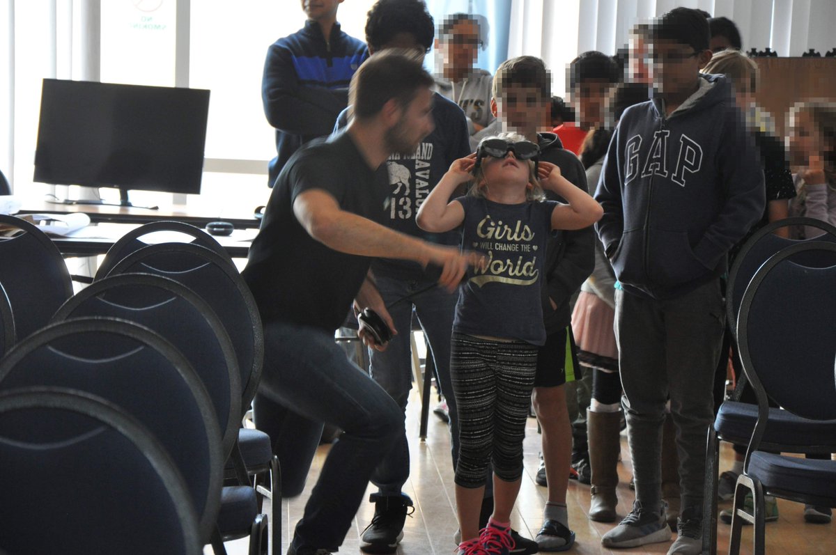 alligatorzone's tweet photo. Kudos to @__Vaibhav of @voixai and Dave Alpert, FAIA of Geopogo @hellopogo for inspiring future leaders at last weekend's exciting @AlligatorZone®, where kids meet cool startups, in a public event hosted by @CityofFC.  #voicefirst #restaurant #AugmentedReality #VirtualReality https://t.co/29HdBj2B6f