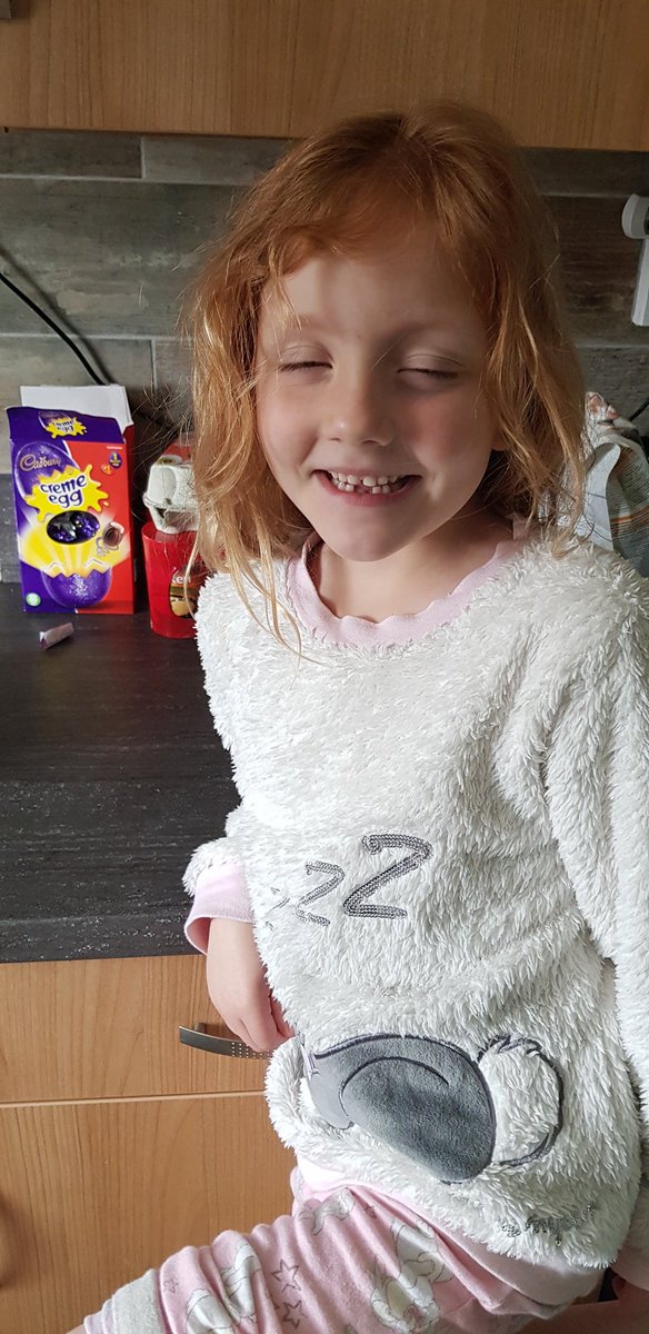 hollyno1pinkfan's tweet photo. @Primary1C_CPS she soon learned chopping onions was a tearjerker! But happy to cut the carrots :) #souchef #charley #Charlotte https://t.co/yeB5yail4q