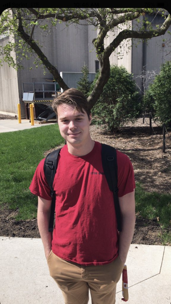 T_Grove18's tweet photo. Freshman Sam Larkin majoring in English said, “I get my news from The NY Times App and Twitter” https://t.co/B8GFgFTHc6