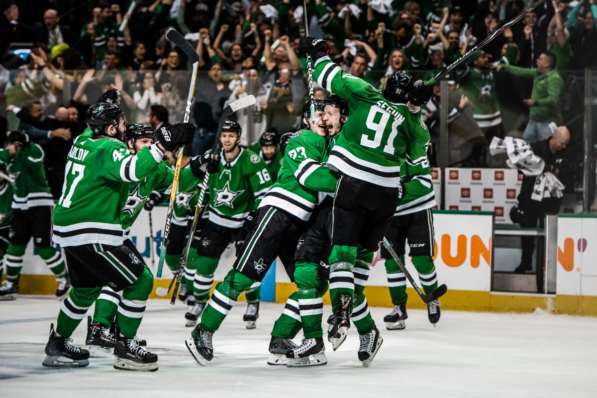 DallasStars's tweet photo. We still can't get over how awesome last night was. #GoStars https://t.co/ApnwAC9SWF
