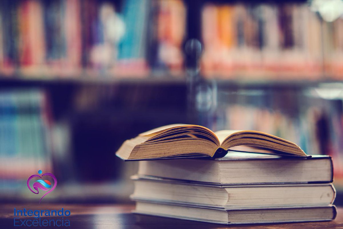 ReyesRite's tweet photo. Regalar un libro significa compartir una experiencia inigualable, sin fronteras ni barreras de ningún tipo. Entender, empatizar, descubrir, emocionarnos, ser héroes o bandidos, todo eso lo puedes regalar envuelto en papel de colores a través de un libro. 
¡Feliz día del libro! https://t.co/6sS9LLemcb