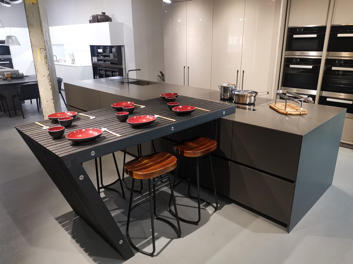 Caesarstone Uk On Twitter Honed Caesarstone S 4120 Raven