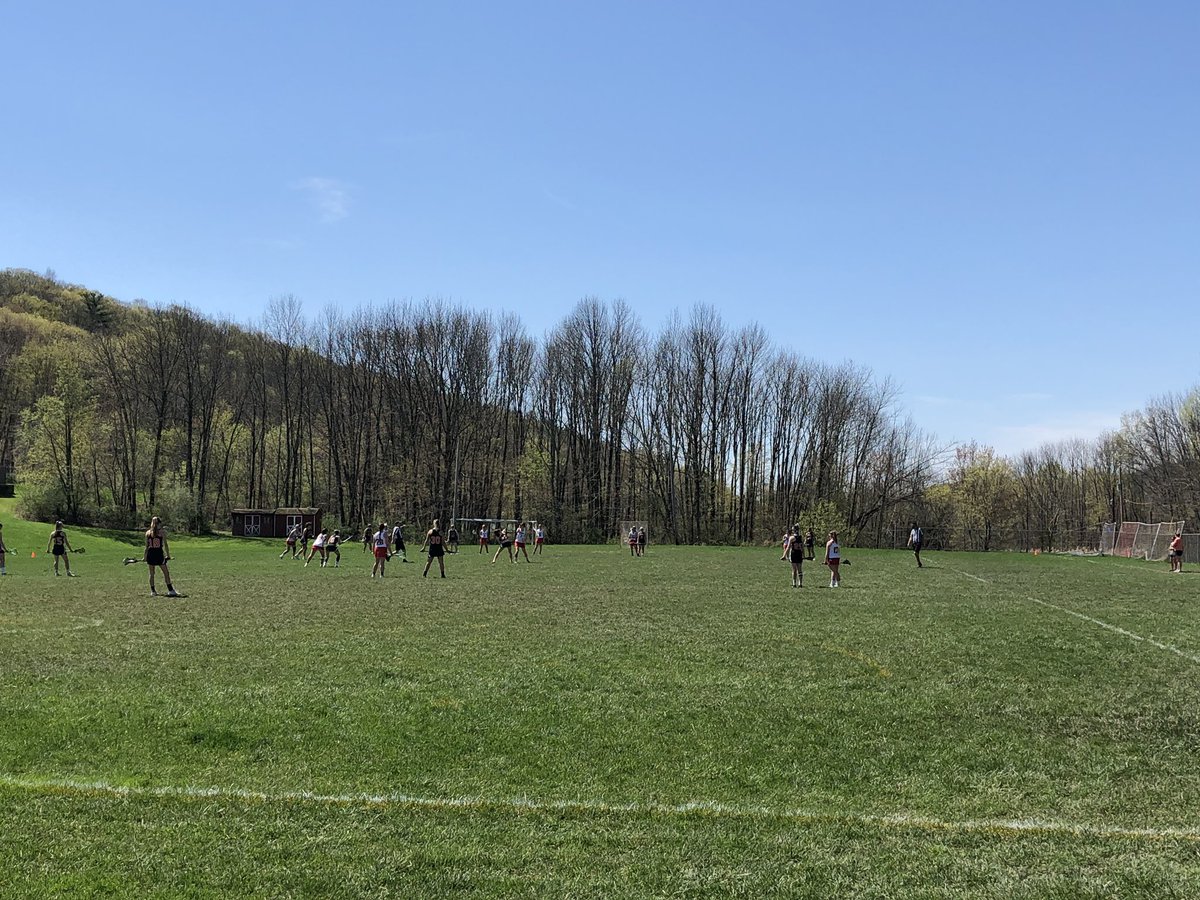 JonTallamy's tweet photo. @HPRwildcats campus buzzing with spring sports! Baseball, softball, and girls lax working hard, what a beautiful day! #Wildcatpride https://t.co/V3DCYz2Ib4
