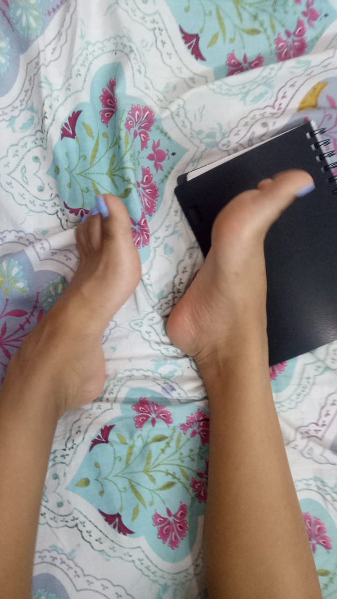 shruti_mistress's tweet photo. Who slace want buy my feet session and video clips dm me.....👠
#feet #feetfetish #trampling #tortured #feetsession #femdom #fetishclips #bdsm #clips4sale https://t.co/boevzLantt