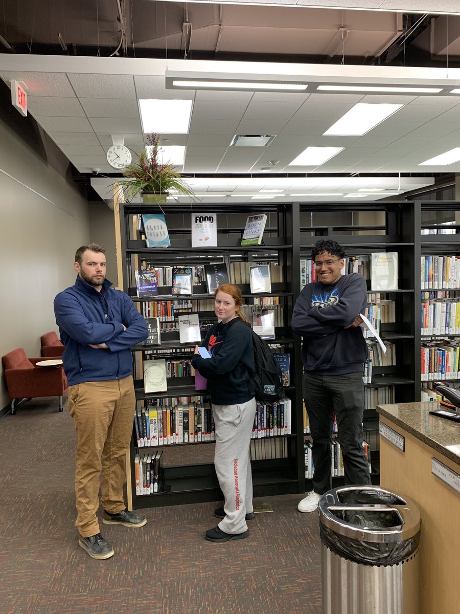 OrbellMr's tweet image. The Waubonsee CC Library-where English students can find amazing reading material, Math students can analyze the amount of words read in a minute and History students can find primary sources to pull into their classrooms #EDU3630 #AUspartanexpirience #HighSchoolLessons