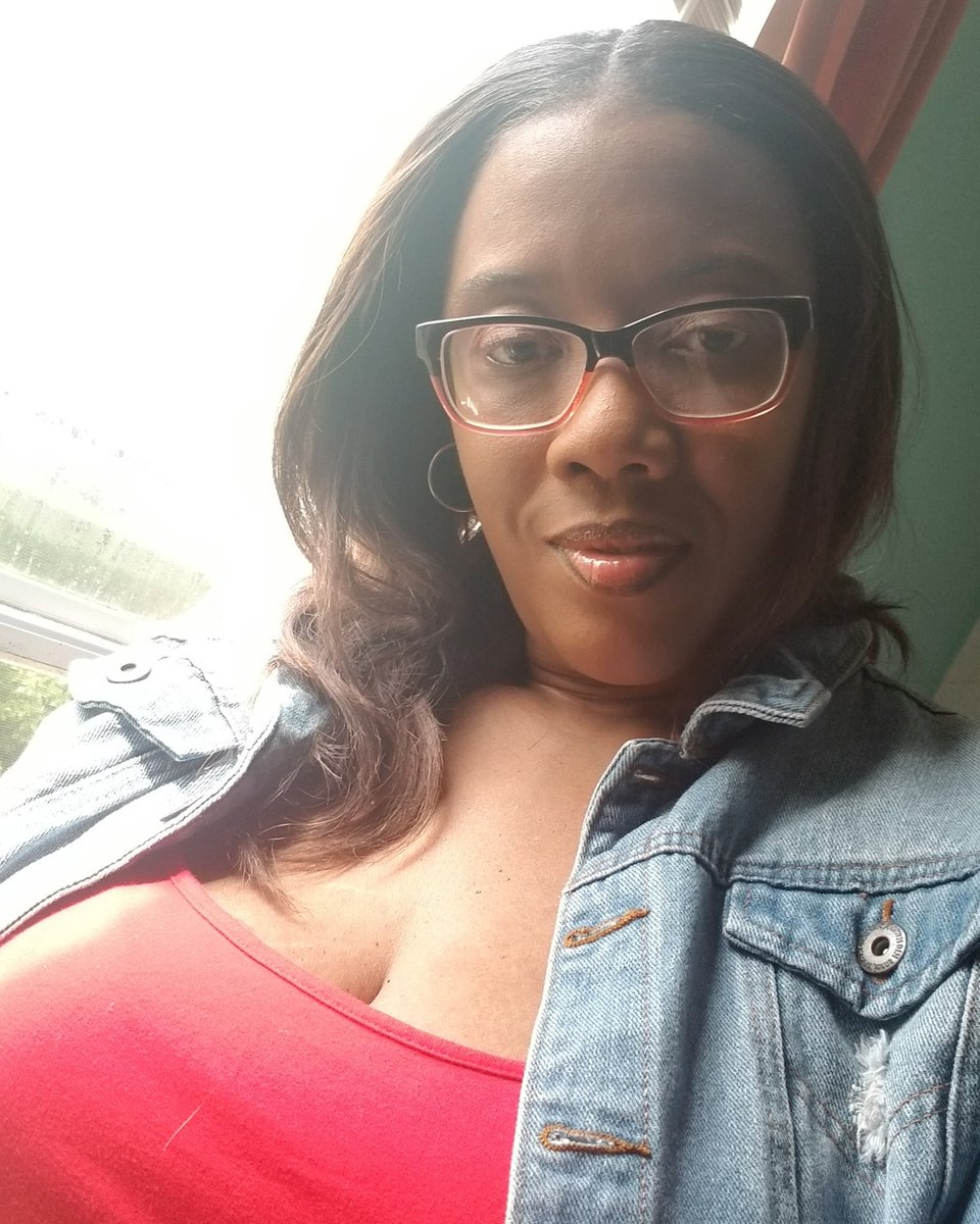 CrewAlisha's tweet photo. Happy Tuesday beautifuls 😘❤ https://t.co/KOTZ0sOH8w