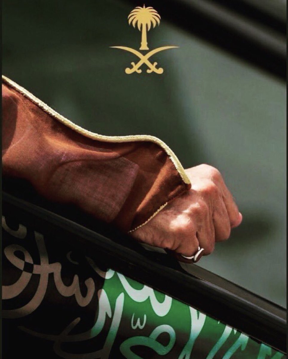 umm_naif's tweet photo. حنا معك ياأبو فهد للعز قدام
نمشي على أمرك مسيرة على حزم
حنا معك وندوسهم على الأقدام 
ويبقى الوطن في همتك رافع العزم
#جنودنا_البواسل_يدحرون_الارهاب https://t.co/M8NsaBhZqS