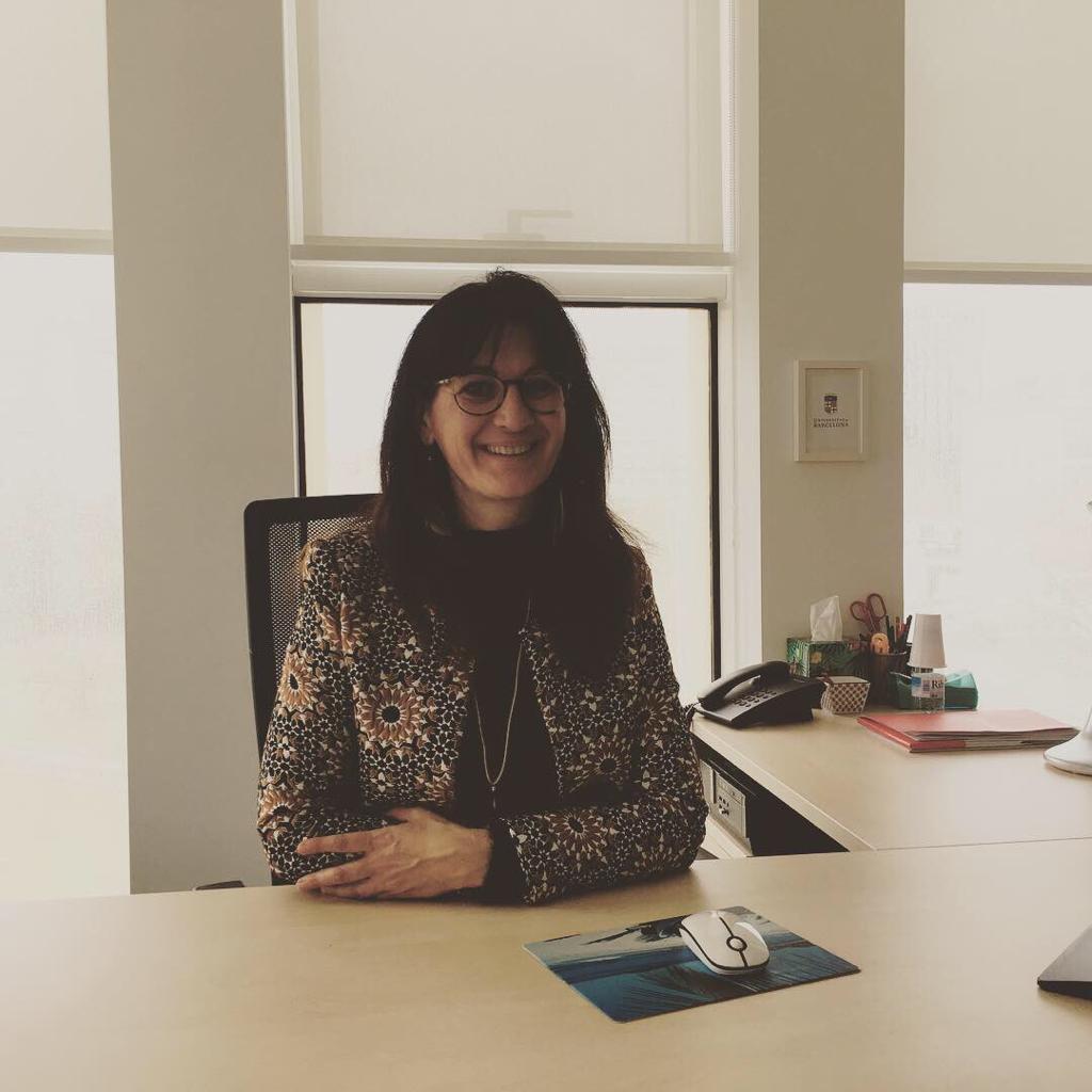 Workersnews1's tweet photo. Susana Moreno Cáliz, cap d'estudis de relacions laborals de la @UniBarcelona ens ha concedit una entrevista que ja podeu veure al blog ➡️ https://t.co/2TlRYe4HRf https://t.co/PVlXCzgW9o