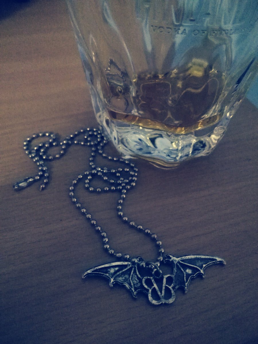 WhiskeyKrex's tweet photo. 🍸
#alcohol #drink &amp; #BVB https://t.co/SgtBqCJm1v