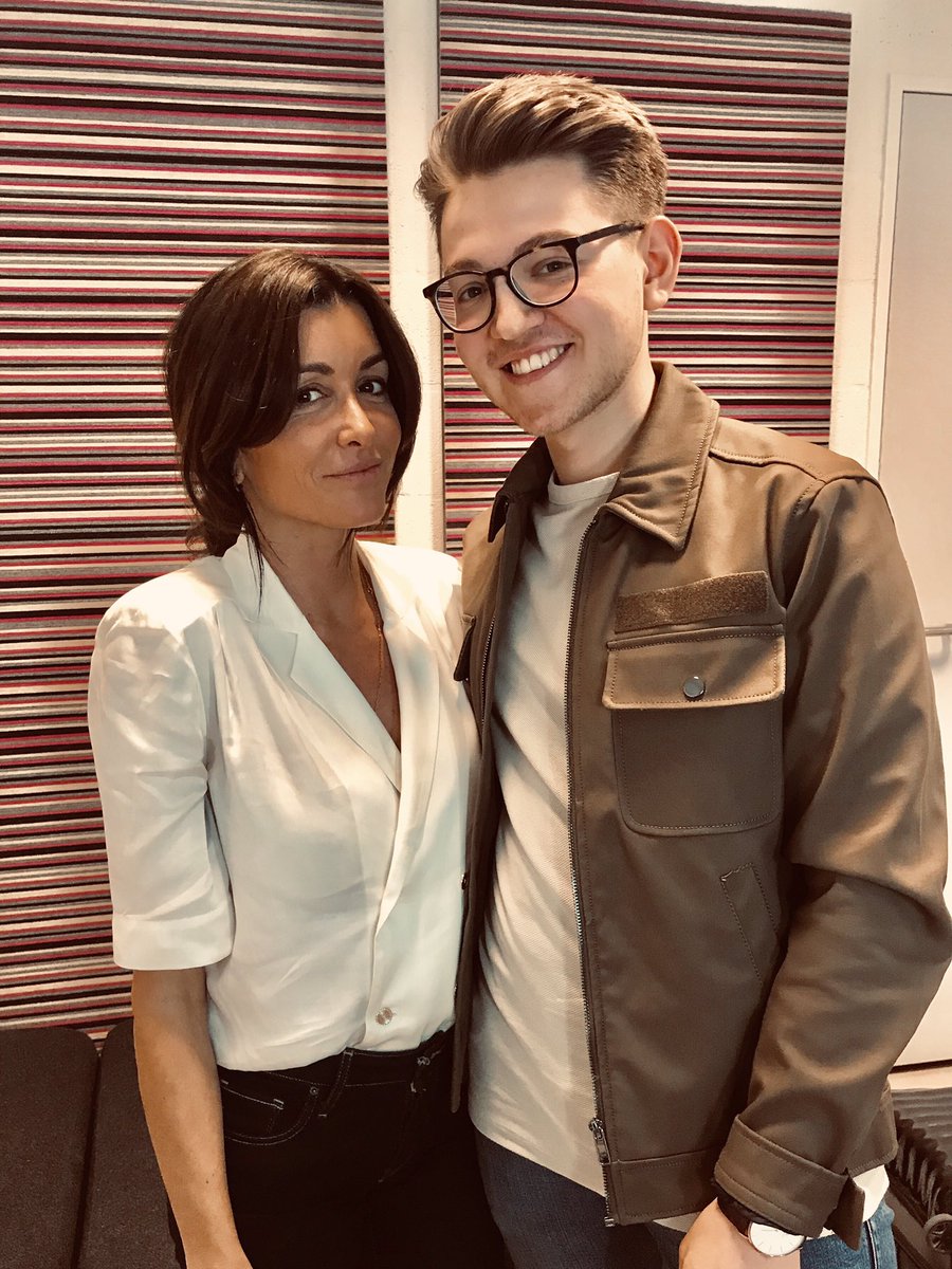 Nouvelle interview avec <a href="/JeniferOfficiel/">Jenifer</a> dans les coulisses de #TheVoiceBe 🤩 À lire prochainement dans Ciné-Télé-Revue !