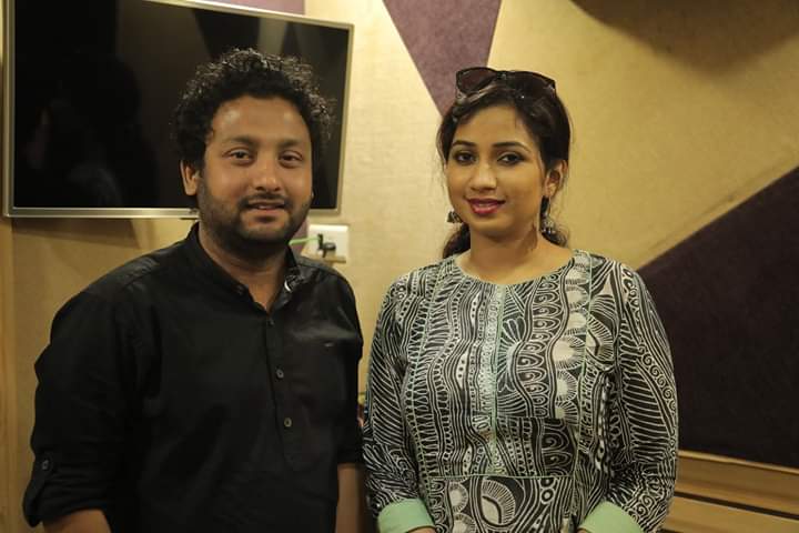 SonaSsg's tweet photo. @shreyaghoshal didi your recording Diaries from #21April2017 for an upcoming Hindi movie titled #Brunie. It almost 2yrs but your melody from it isn't released till now!?
Couldn't hv any idea behind the reasons but my mind freaking out from this musical zone! 😔
#Upset 😔 https://t.co/LyKPYIrDtf