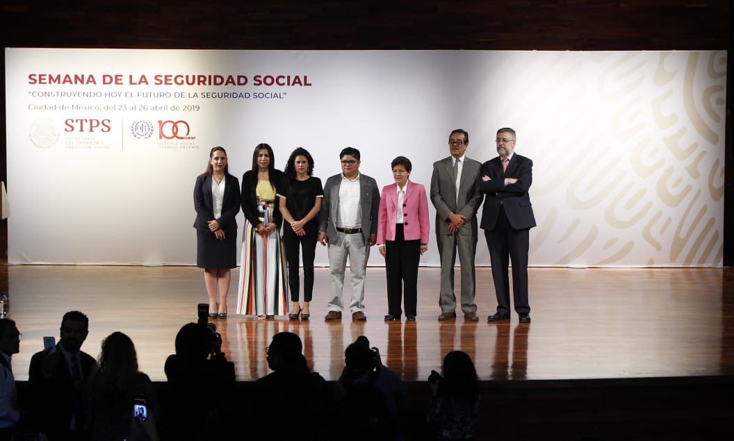 Tu_IMSS's tweet photo. Se realiza la Semana de la Seguridad Social "Construyendo hoy el futuro de la #SeguridadSocial". https://t.co/z1mjyC4oWZ