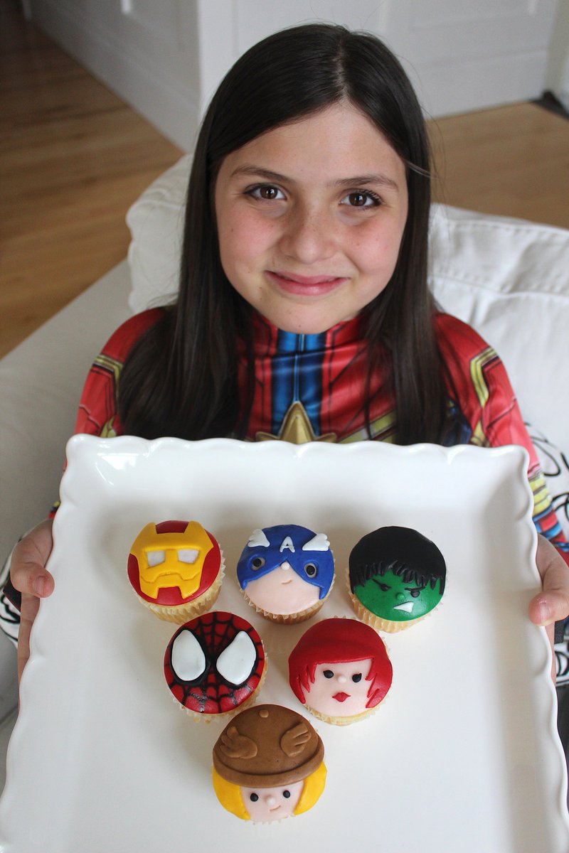 BrownBagFilms's tweet photo. Did someone say "Avengers cupcakes"? 🧁 Our Dublin-based CG Supervisor Jason Reeves' daughter created these marvels just in time for #AvengersEndgame
Check out her YouTube video showing how-to here 👉https://t.co/kyXCR9M4r6
#RunsInTheFamily #Marvelicious #cakedecorating https://t.co/yBVj5YezUj