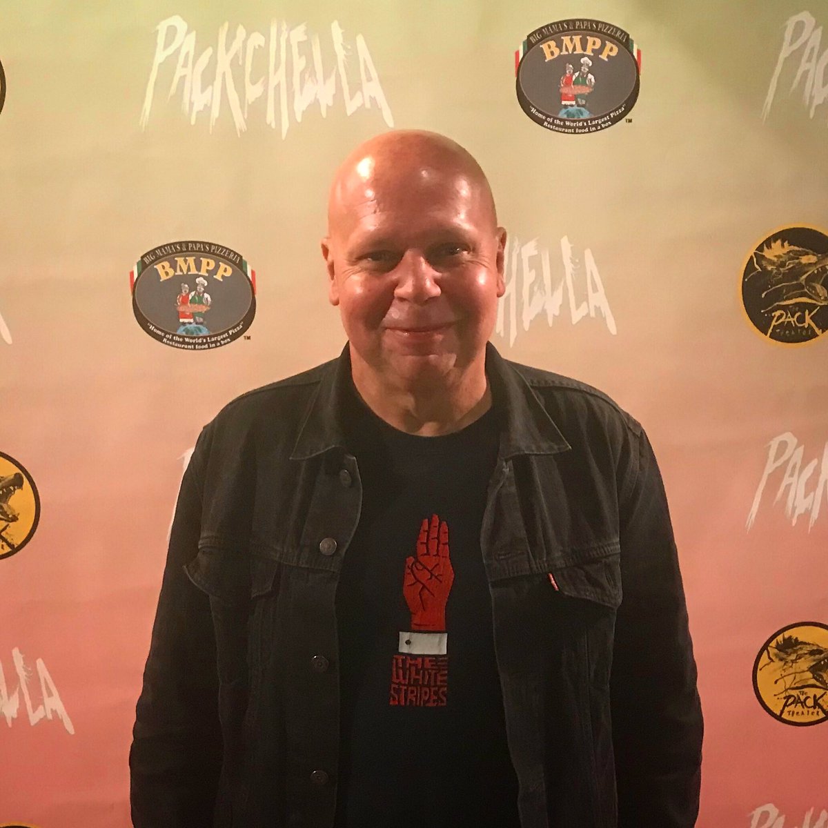 Packchilla's tweet photo. #TBT last years #Packchella #RedCarpet and our friend, @mtv’s @therealmattpinfield enjoying a full weekend of #MusicalComedy! Only at #PackTheater.
#comedyclub #comedy #theaterrow #mtv #mattpinfield https://t.co/HLbRHGR7cS