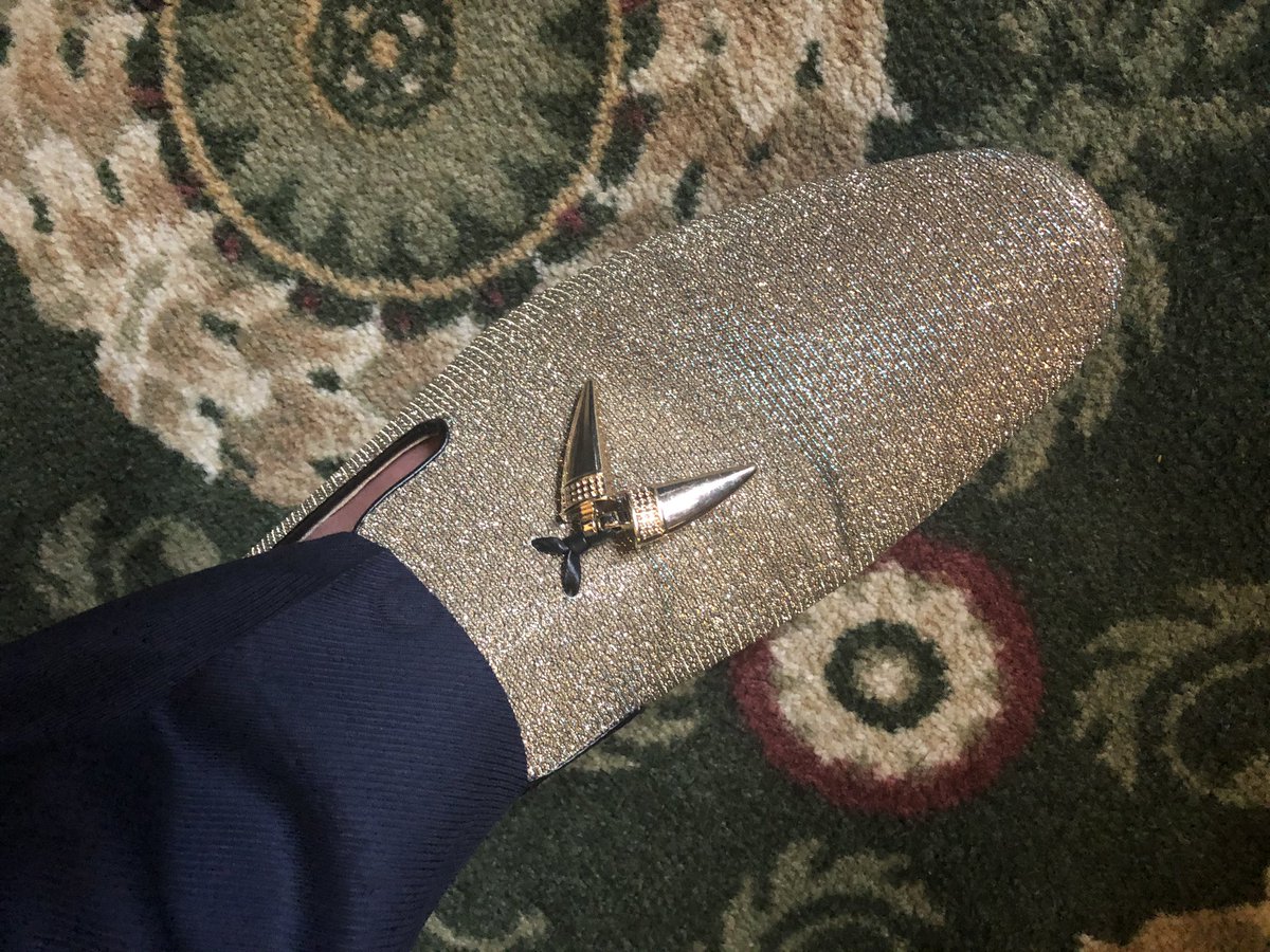 MindyForMA's tweet image. .@RepJimODay is stylin’ for budget week. #Room438 #BudgetWeek #mapoli