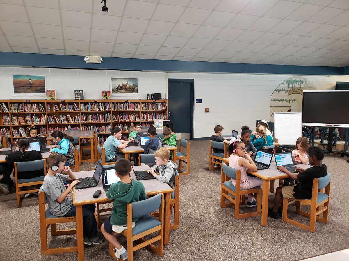 HCESMediaCenter's tweet photo. Digitally collaborating #OCSInstructionalFramework https://t.co/k6eSTy8SXI