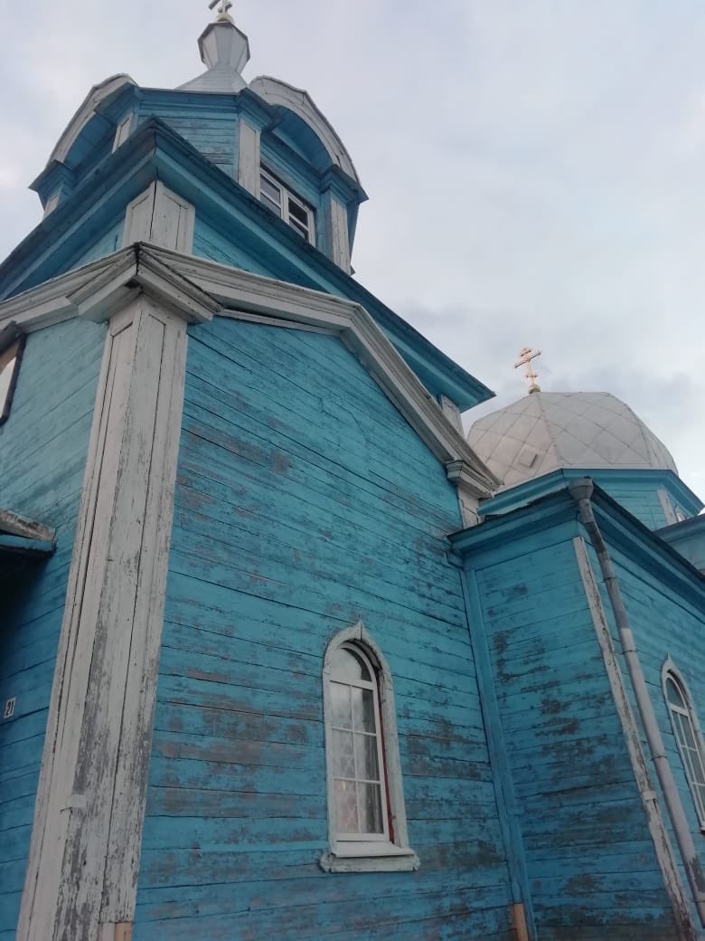 Ореховка самарская. Храм Архангела Михаила село Ореховка. Храм в Самарской области с. Ореховка. Церковь село Ореховка Ставропольский край. Храм Архангела Михаила в Ореховке Самарской области.