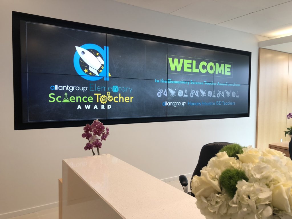 HoustonISD's tweet photo. We are here at the @alliantgroup’s Elementary Science Teacher Award luncheon to celebrate HISD’s brightest in the world of elementary STEM initiatives. #HISDSTEM #HISDScience https://t.co/Wv1Zyqqtth