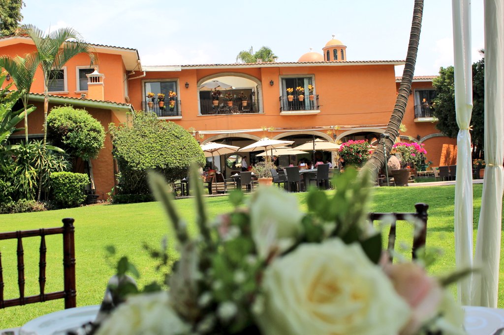 GustoCuernavaca's tweet photo. #Cuernavaca tu evento en el mejor lugar @GustoCuernavaca disfruta de un lugar mágico y deja que tu evento brille. Paquetes desde $790.- pesos por persona #Bodas #Bautizos #Graduaciones #Empresariales 🍴🌶️🍹🔥😉 https://t.co/d7wDuFRhaa