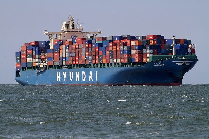PortalPortuario's tweet photo. HMM reforzará relación con clientes europeos y su vinculación con Maersk y MSC https://t.co/6D8gR3Z1yJ https://t.co/f73AHlvi7S