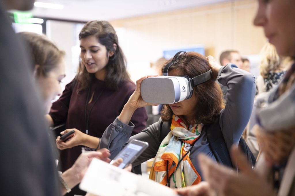 virtualmedconf's tweet image. What was your favorite moment about #vMed19? Ours was the exhibitor demos! #VR #Virtual #Medicine